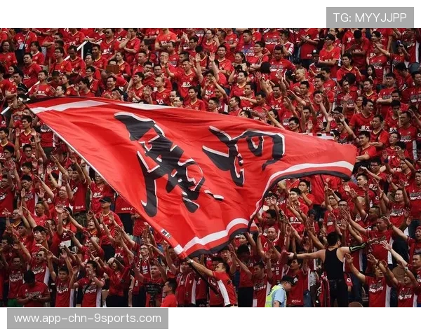 足球球迷文化研究报告发布,展现社群力量,中国足球球迷文化 足球球迷文化研究报告发布,展现社群力量,中国足球球迷文化