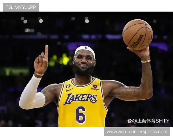 詹姆斯历史得分再创新高,迈入25,000分俱乐部!,詹姆斯 历史总得分 詹姆斯历史得分再创新高,迈入25,000分俱乐部!,詹姆斯 历史总得分