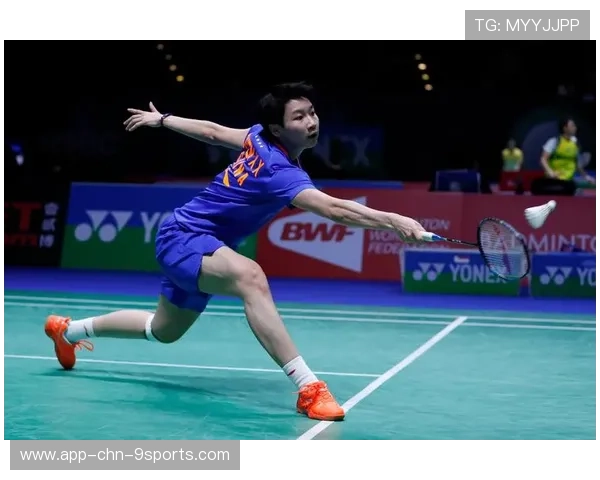 李雪芮羽毛球复出战，遗憾止步半决赛却获高度评价