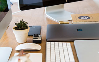 九游娱乐平台-马克·阿特金森：南非队的速度先锋，场上无可匹敌的边锋威胁，阿特金森和麦克里兰